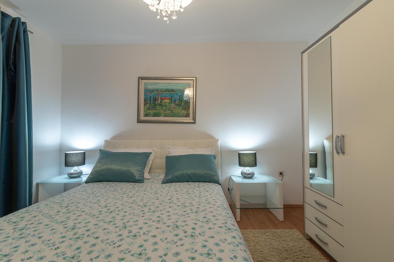 Apartments Maria Trogir Zewnętrze zdjęcie